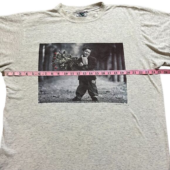 Vintage  Kim Andersen Photograph Boy with Flowers Tee - Picture 4 of 6